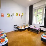Travel&Joy backpackers