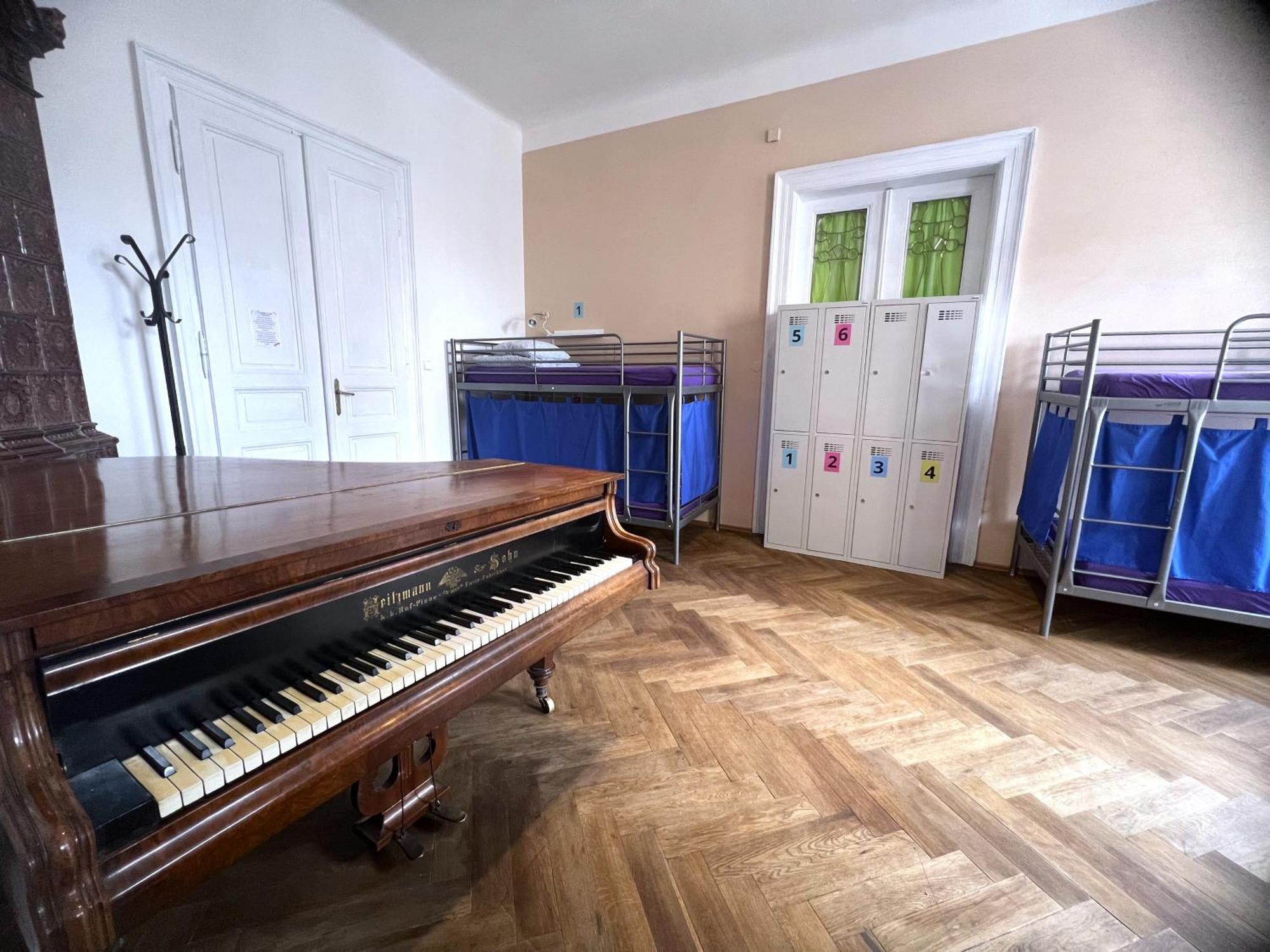 Travel&joy Backpackers Vandrarhem Prag