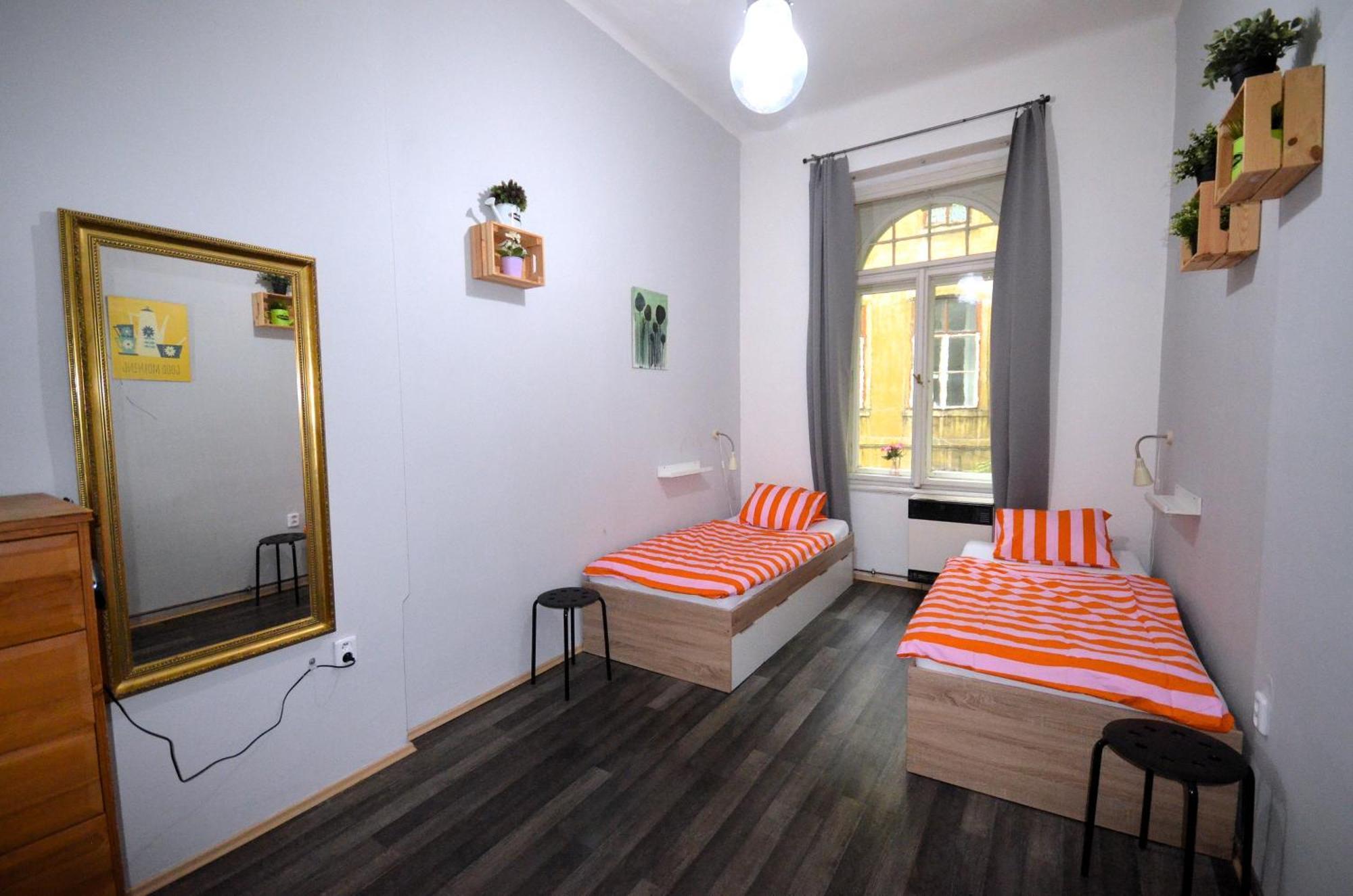 Travel&joy Backpackers Vandrarhem